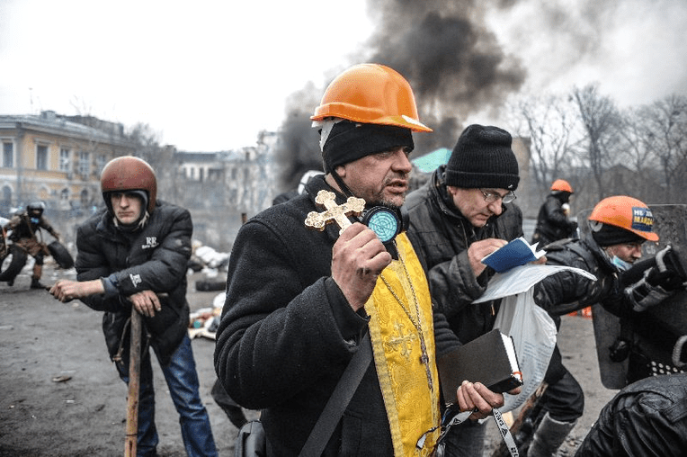 Ukraina na krawędzi. Raport