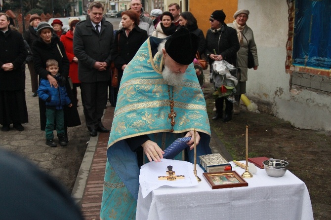 Poświęcenie krzyży na cerkwi w Kędzierzynie-Koźlu