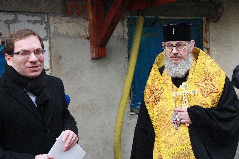 Poświęcenie krzyży na cerkwi w Kędzierzynie-Koźlu