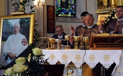 Pogrzebowe celebry odbyły się w kościele parafialnym w Suchedniowie