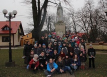 50 uczniów pierwszy tydzień ferii spędziło przy parafii w Nowym Mieście