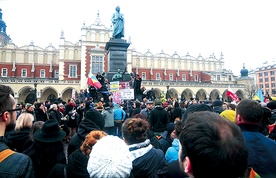 W sobotę na Rynku Głównym odbył się wiec poparcia dla wolnej Ukrainy