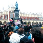 W sobotę na Rynku Głównym odbył się wiec poparcia dla wolnej Ukrainy