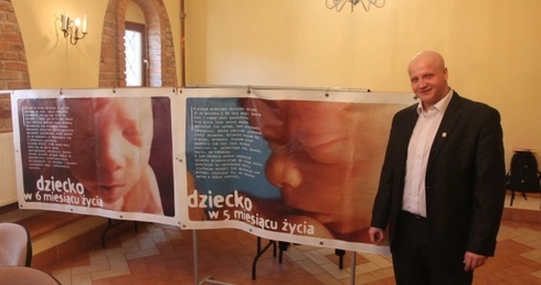 Konferencja - różańce i nienarodzeni