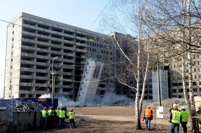 Rozbiórka szpitala Religii w Zabrzu (2)