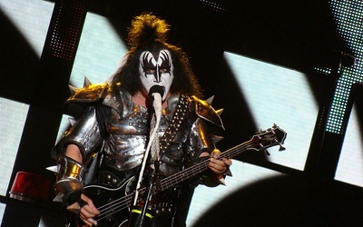 Frontman Kiss przeciw chrystianofobii