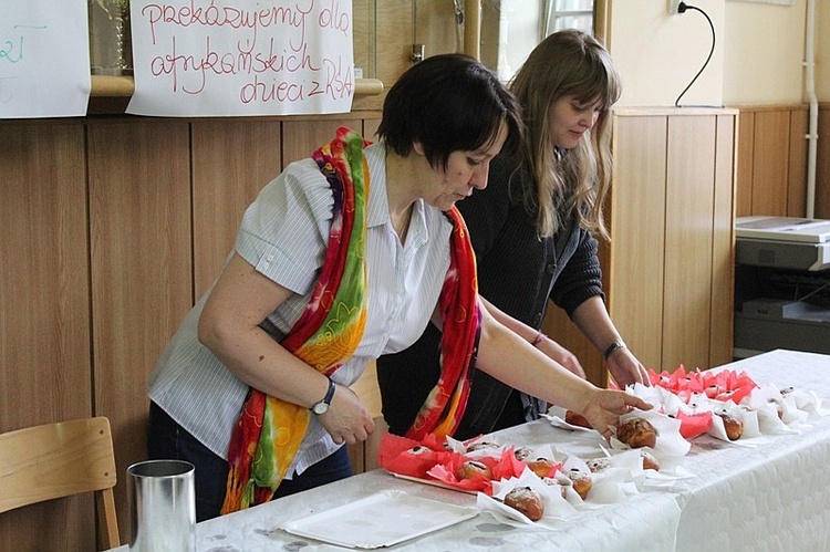 Pączki z Cieszyna dla Afryki