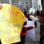 Protest przed rosyjskim konsulatem