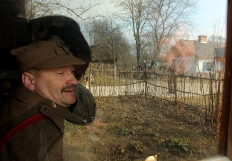 Rekonstrukcja historyczna w skansenie