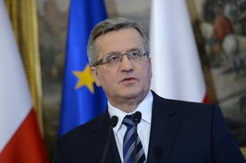 Komorowski: Rosja łamie prawo