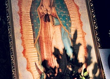 Matka Boża z Guadalupe jest patronką życia poczętego. Przed jej wizerunkiem modlą się pary oczekujące potomstwa 