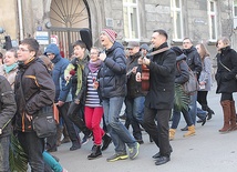  Ubiegłoroczna procesja z kościoła Wszystkich Świętych do gliwickiej katedry