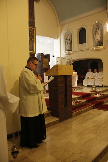 Poświęcenie Drogi Krzyżowej w Katowicach-Podlesiu