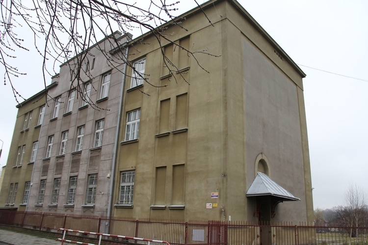 Budynek powstającej szkoły katolickiej w Tarnowie 