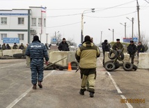 Misja OBWE na Krymie: Padły strzały