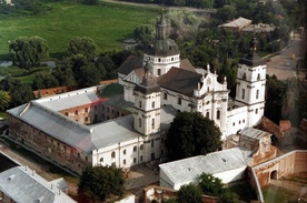 Jak zarządzać dobrami zakonnymi?