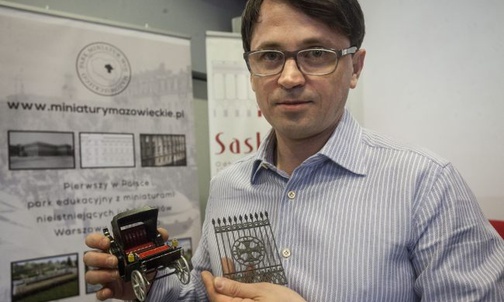 Odtworzą 50 zabytków