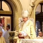 Bp Roman Pindel w sanktuarium św. Józefa w Wadowicach