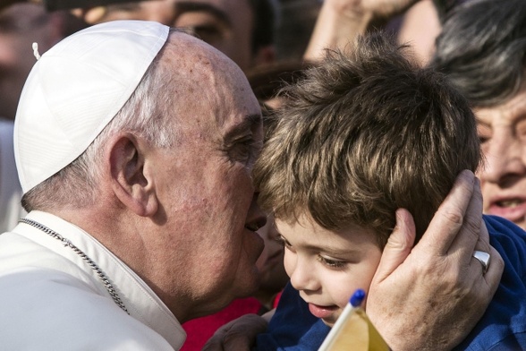 Papież: Nikt nie może zbawić się sam