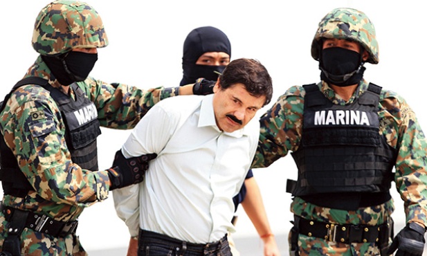 Joaquin Guzman został ujęty,  ale wojna z gangami trwa