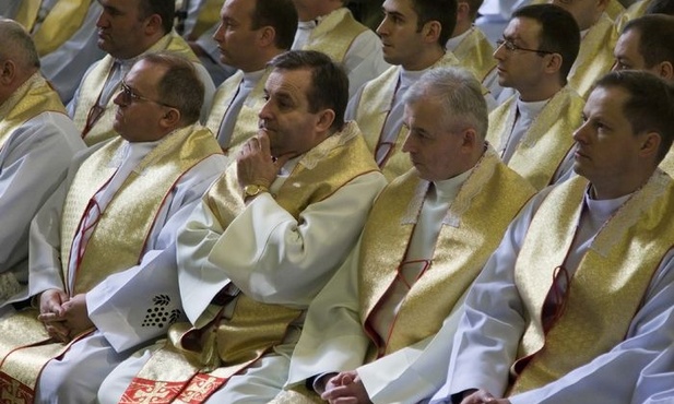 By stawali się świętymi