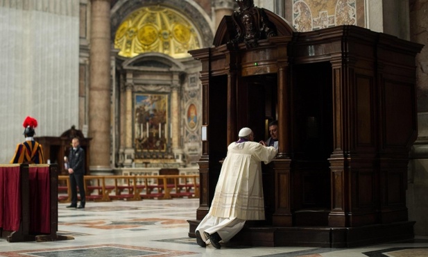 Papież Franciszek się spowiadał