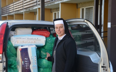 Dary trafią do osób potrzebujących z Krysowic i okolic oraz trzech parafii ks. Z. Pabiana, pochodzącego z naszej diecezji