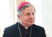 Radomski ordynariusz bp Henryk Tomasik jest m.in. szefem Rady ds. Duszpasterstwa Młodzieży oraz delegatem ds. Światowych Dni Młodzieży. Nie raz uczestniczył w ŚDM, głosząc katechezy dla uczestników