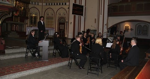 Koncert pasyjny w Szczecinku