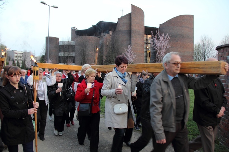 Droga Krzyżowa na os. Tysiąclecia 2014