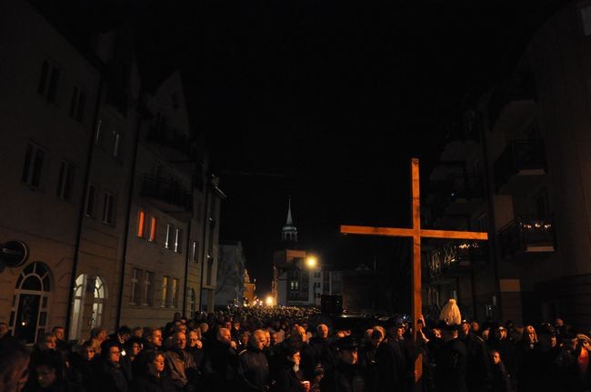 Droga Krzyżowa ulicami Białogardu