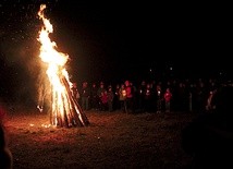  Pomysł ogniska papieskiego jest o tyle cenny, że wypłynął od samych mieszkańców, którzy chcieli nadal wspominać papieża Polaka 