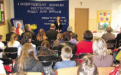  Konkurs poetycki odbył się w szkole w Mściowie