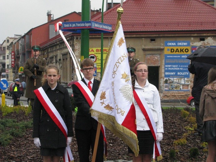 Uczniowie z Koniuszowej na uroczystości w Nowym Sączu