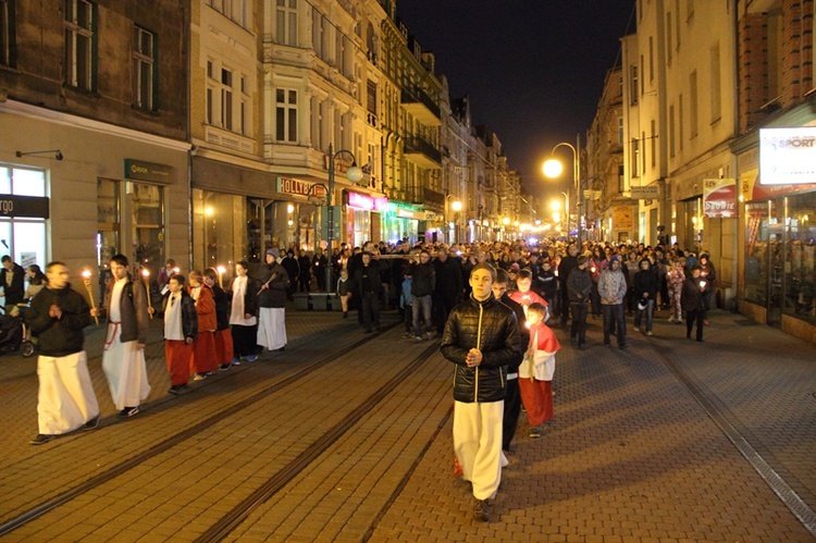 Droga Krzyżowa w Chorzowie 2014 