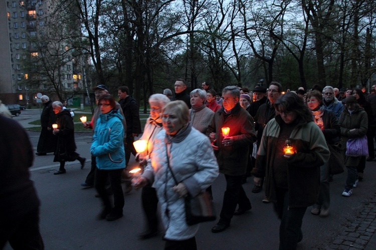 Droga Krzyżowa w Chorzowie 2014 