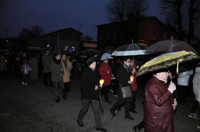 Droga Krzyżowa ulicami Połczyna-Zdroju