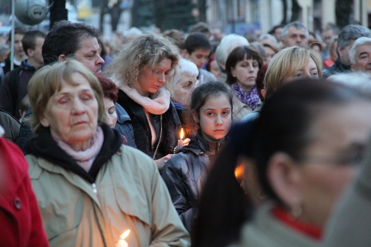 Droga Krzyżowa w Jastrzębiu-Zdroju