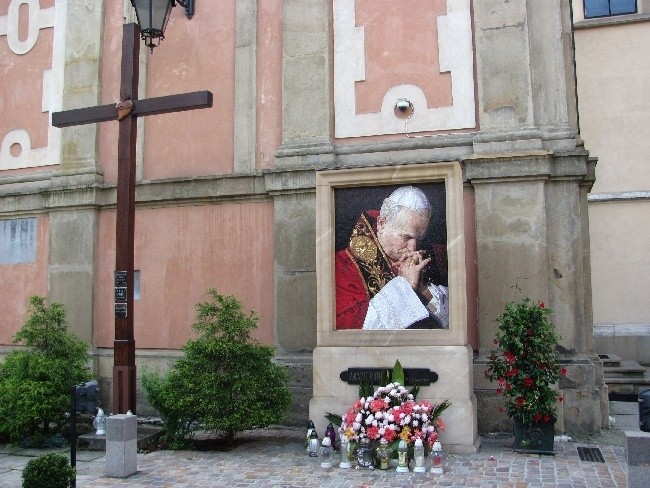 Pomniki Jana Pawła II