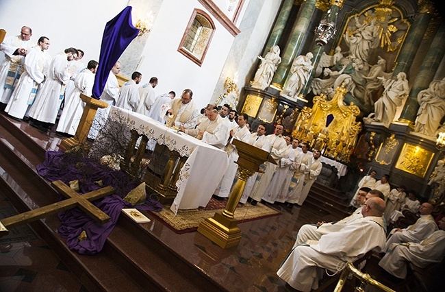 Pielgrzymka maturzystów cz. 1