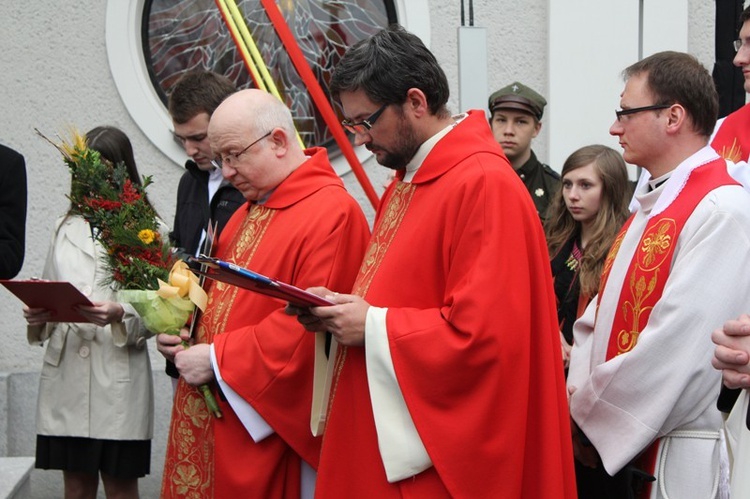 Niedziela Palmowa Młodych: procesja do katedry - cz. 1