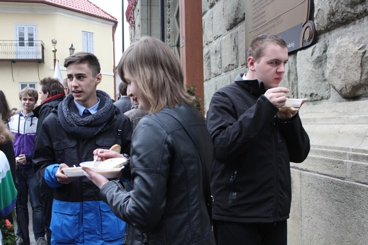 Niedziela Palmowa Młodych: Msza Święta - cz. 2