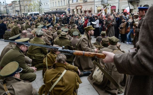 Marsz Cieni przeszedł ulicami Warszawy