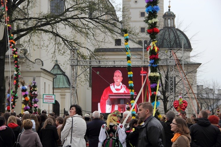 Przekazanie replik symboli ŚDM