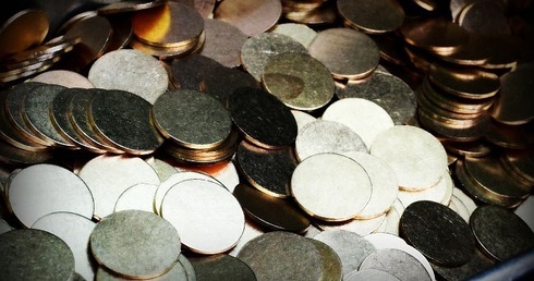 Komornik zajmuje konta Mazowsza