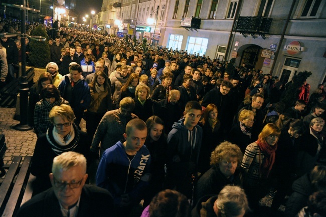 Droga Krzyżowa w centrum Radomia