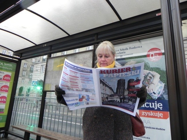 Ponad 10 tys. "Kurierów Papieskich" rozdanych