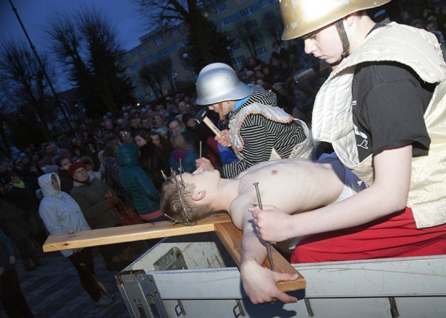 Droga Krzyżowa w Świdwinie