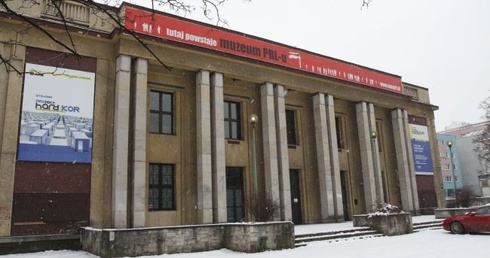 Muzeum z poślizgiem