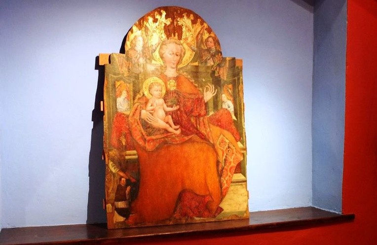 Wyjątkowy, gotycki obraz Matki Bożej można oglądać w żywieckim muzeum miejskim